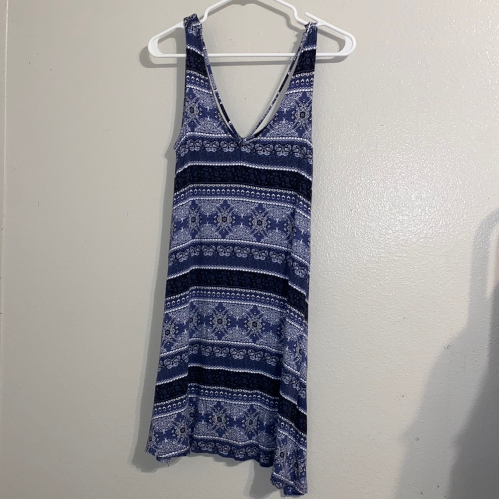 $3 IF BUNDLED Cute stretchy dress size S